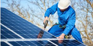 Installation Maintenance Panneaux Solaires Photovoltaïques à Larrau